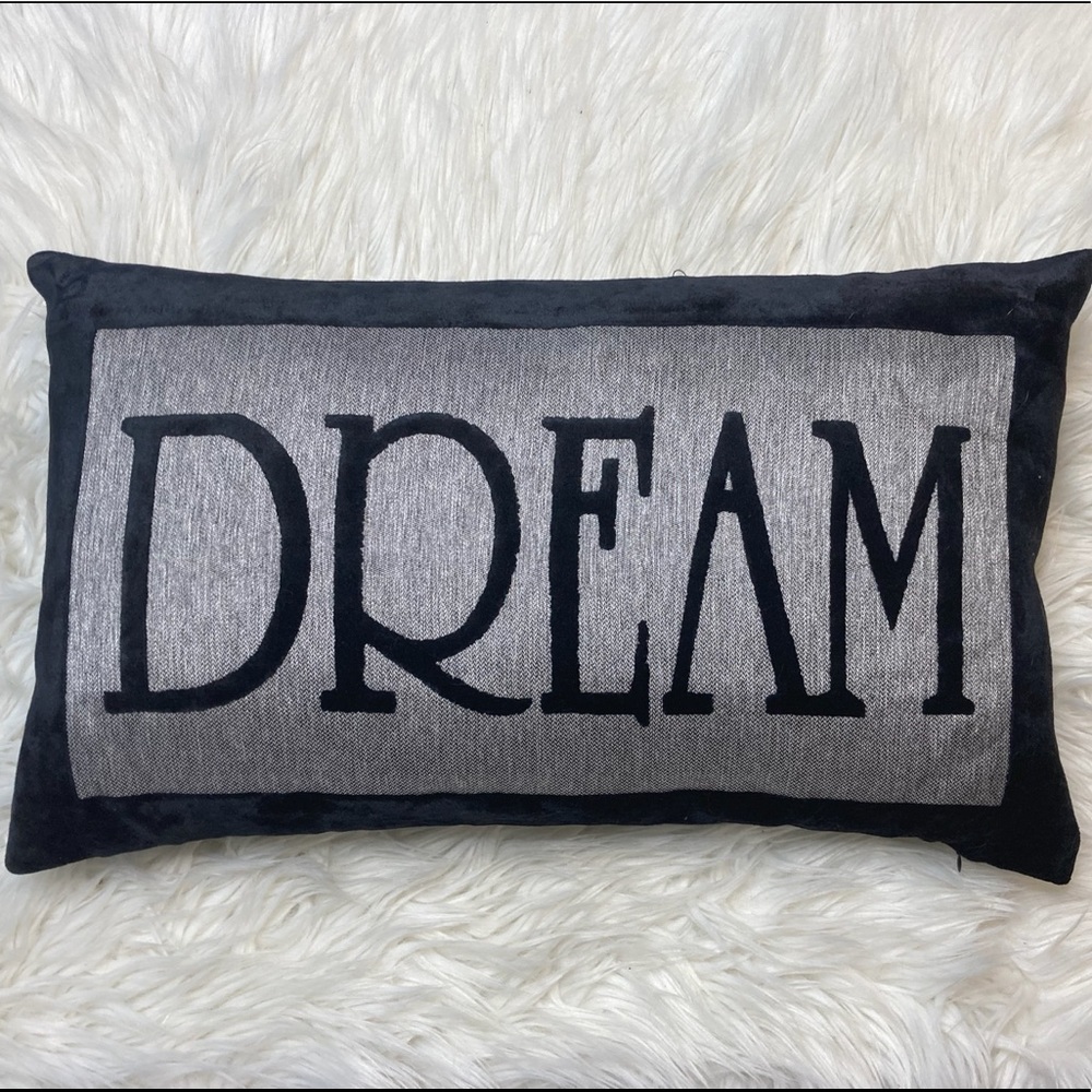 DREAM Pillow